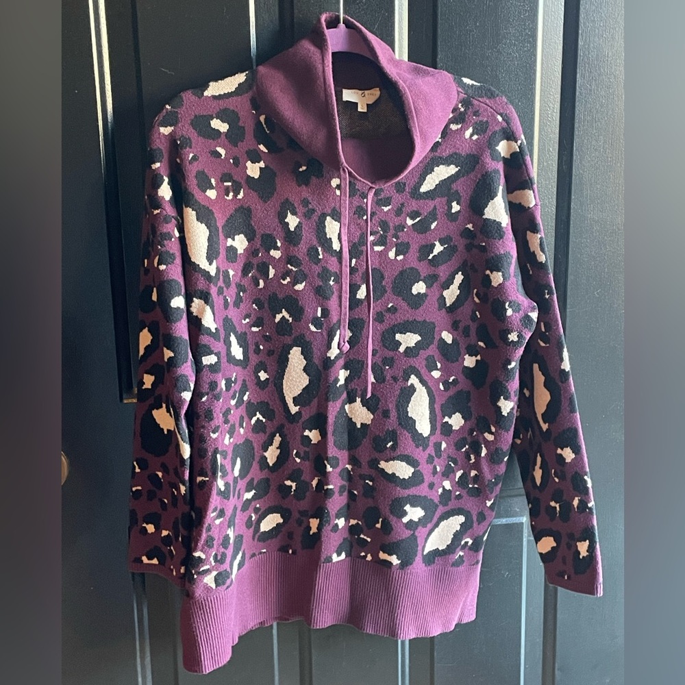 Lou & Grey Purple Leopard Print Drawstring Neck Sweater Size L | Comfortable